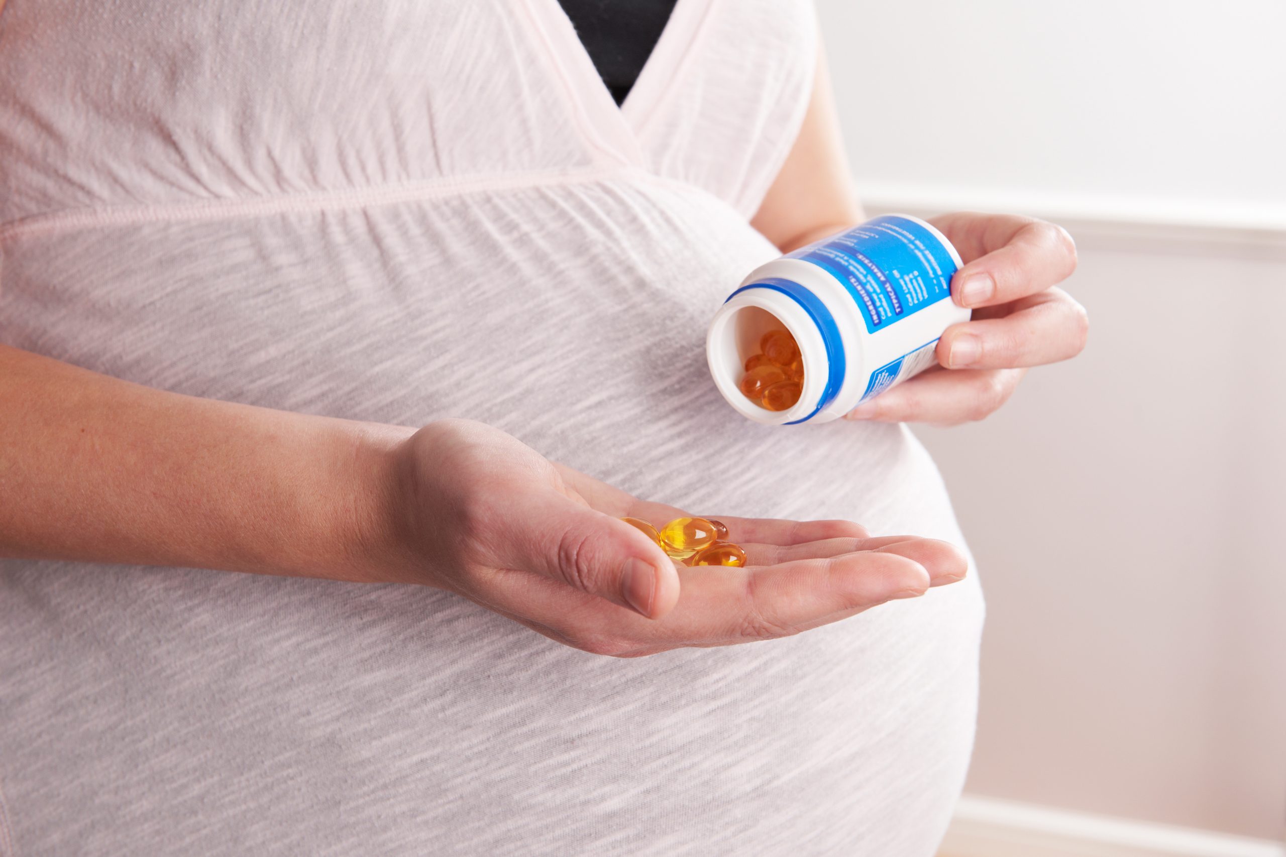 10 лучших витаминов для беременных в 2024 году