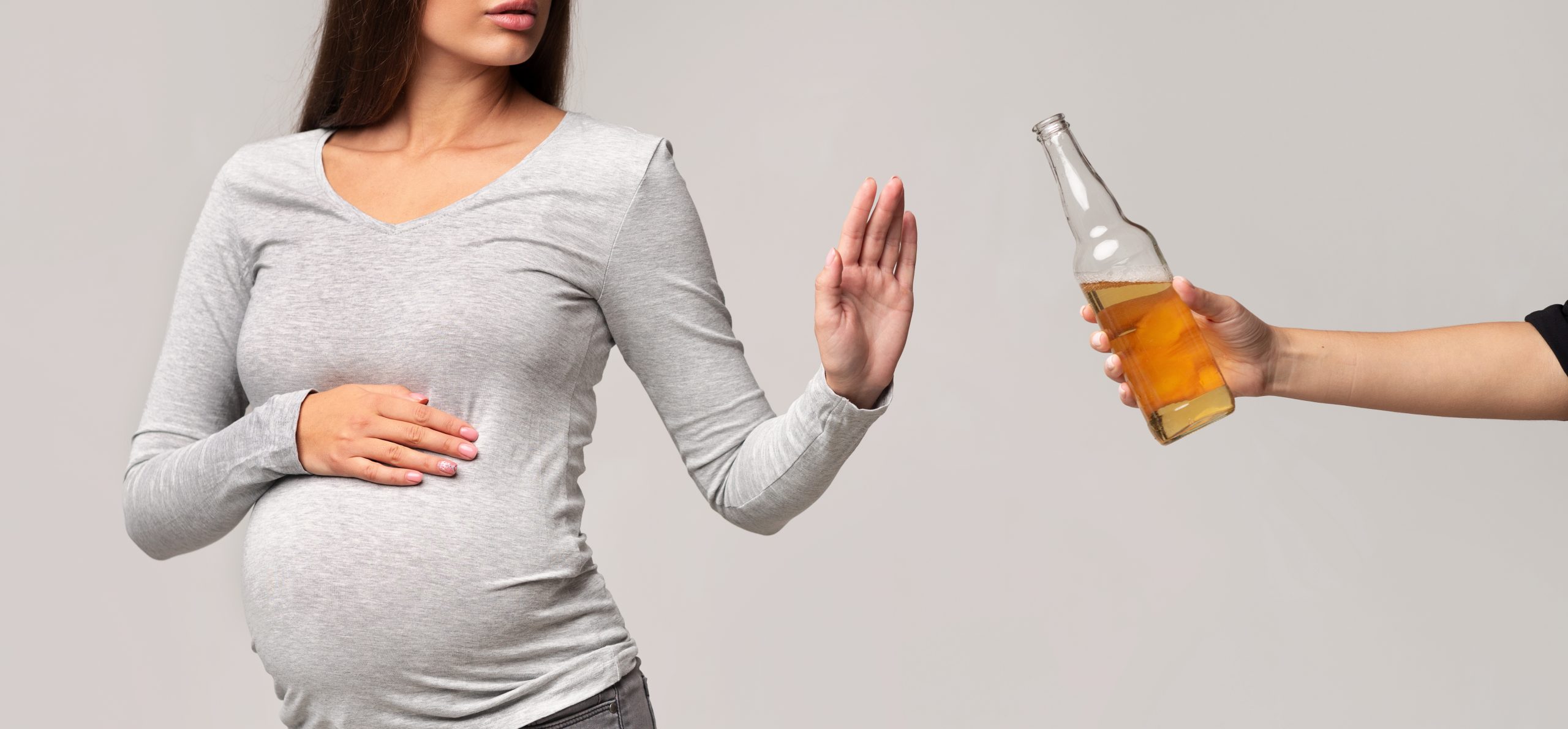 Беременная отказывается от безалкогольного пива